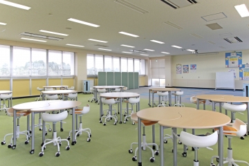 長生村立八積小学校
