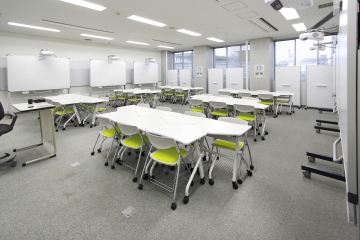 東洋大学（5304,5305教室）