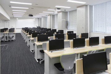 東洋大学