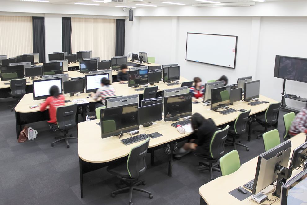 愛知淑徳大学 パソコン教室 導入事例 株式会社ガイアエデュケーション
