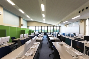 導入事例を追加しました（福岡常葉高等学校 PC2教室）