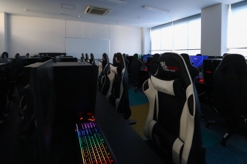 秀明英光高等学校