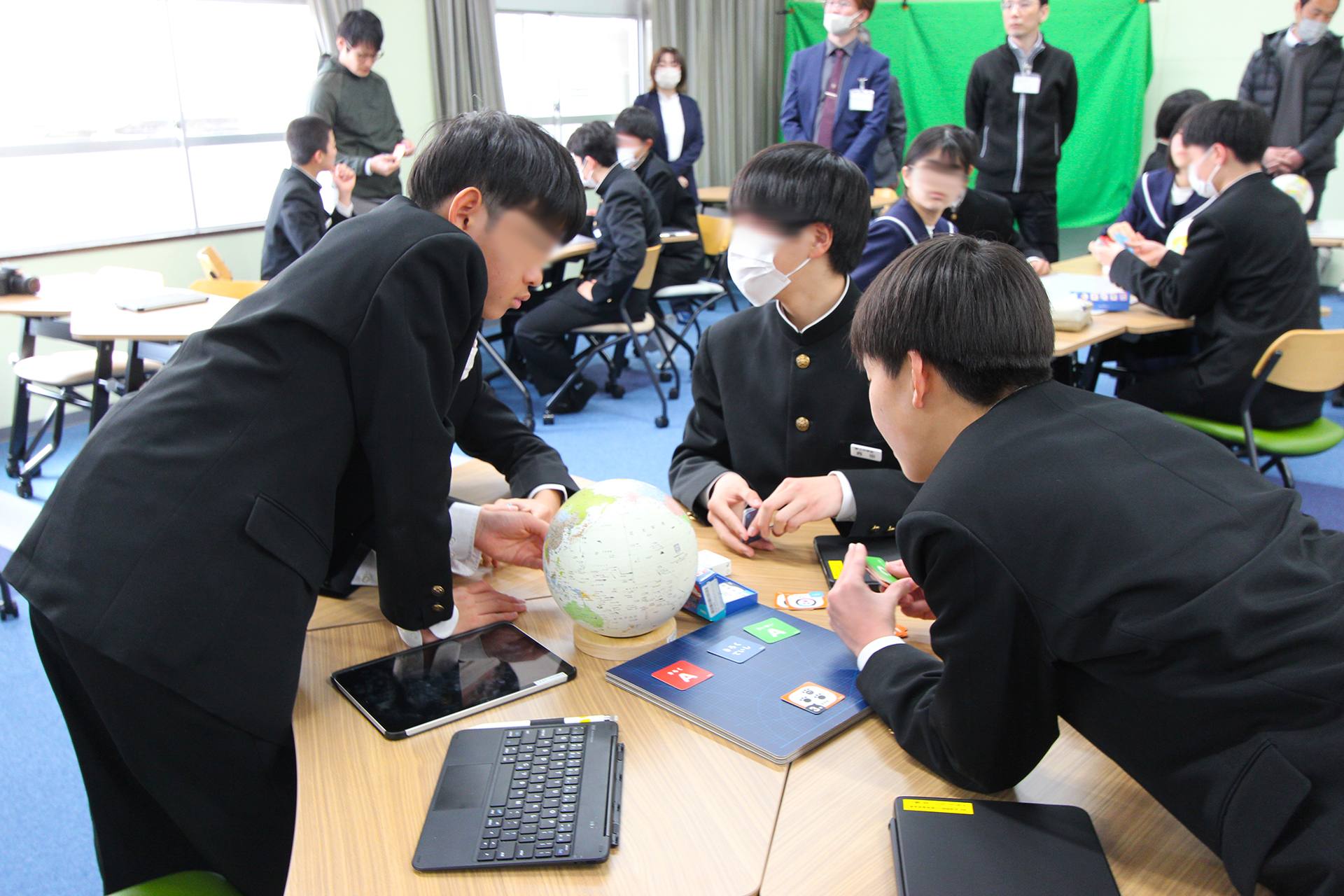 紀美野町立野上中学校｜アクティブラーニング教室関連｜導入事例｜株式