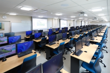 名桜大学