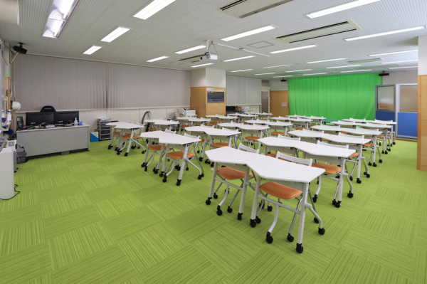 日出学園小学校