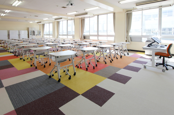 西武台千葉中学校・高等学校　（情報教室1,2）