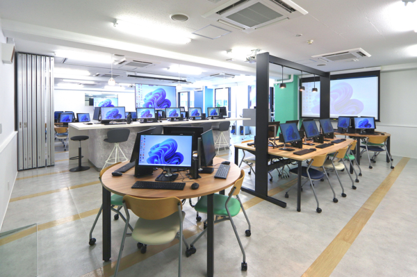 専門学校 東京ビジネス・アカデミー（PC Lab）