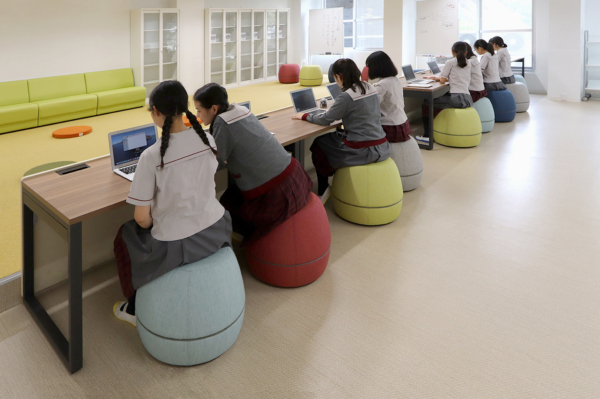 北鎌倉女子学園中学校・高等学校（プログラミングLABO）